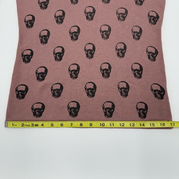 Philosophy Women’s Cashmere Blend Muted Pink Skull Print V-Neck Sweater Small - Picture 12 of 13